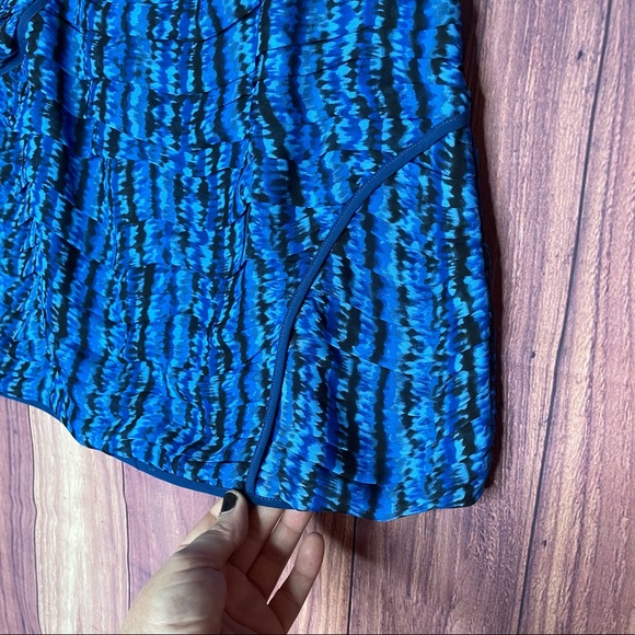 Aqua Water Print layered skirt - Picture 5 of 7